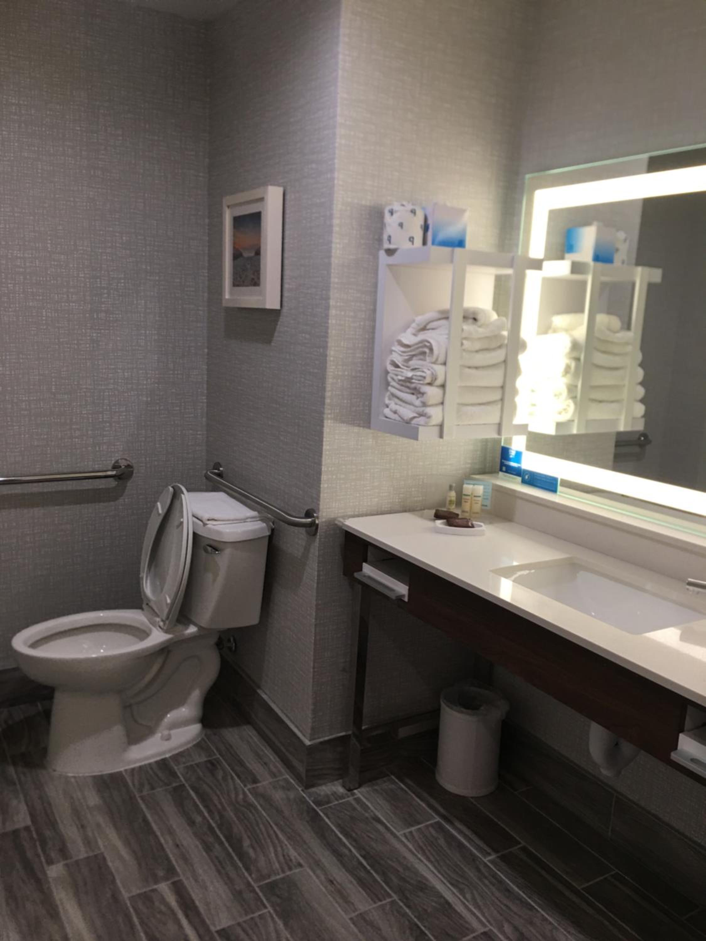 Hampton Inn Old Bridge 38/38