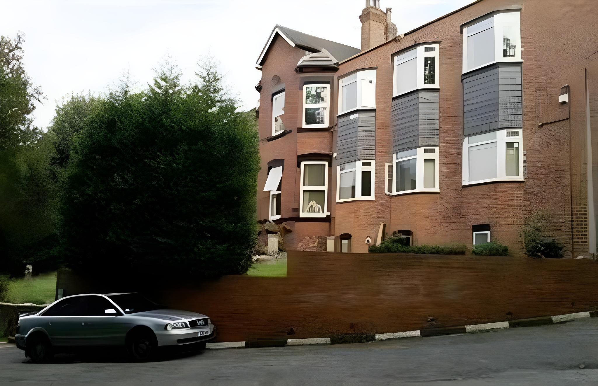 BASIC, DOUBLE BED, SHARED BATHROOM
