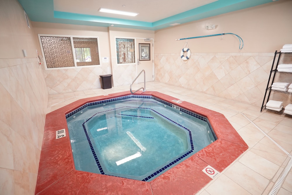 Candlewood Suites Boise-Meridian 20/56