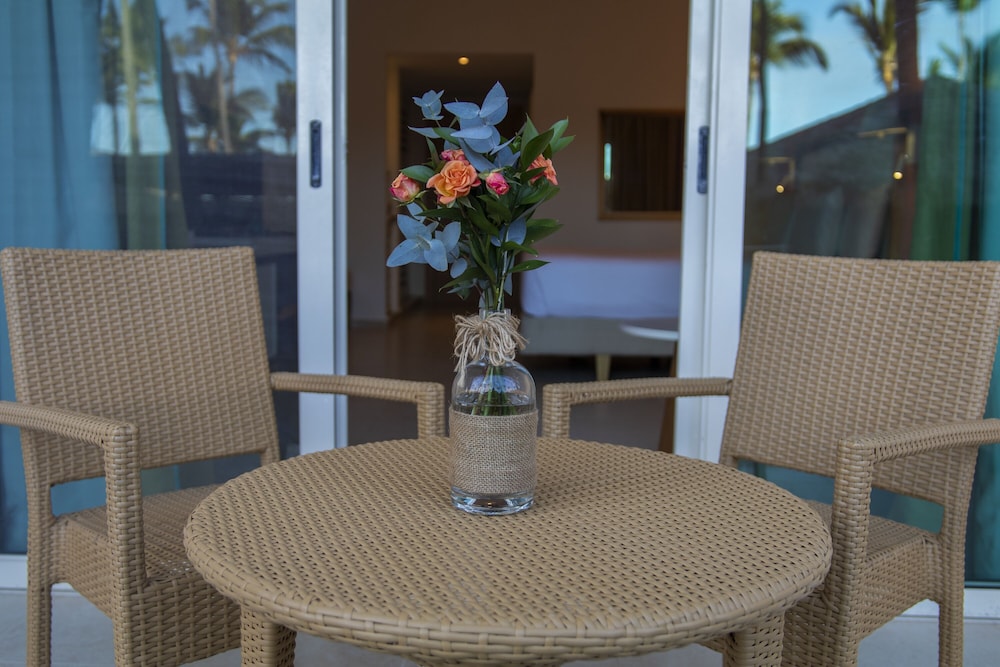 Iberostar Waves Punta Cana 37/49