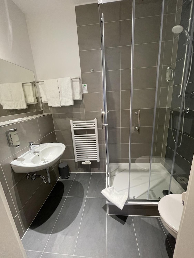 Hotel Palm Premium - Hotel & Apartments 63/66