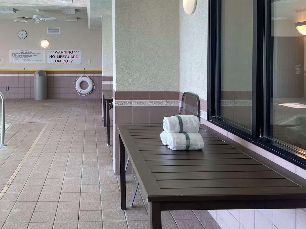 Prado Hotel 36/46