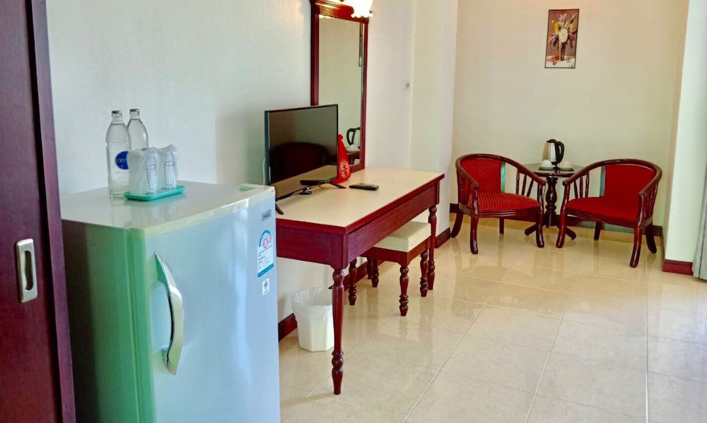 Mei Zhou Phuket Hotel 54/67