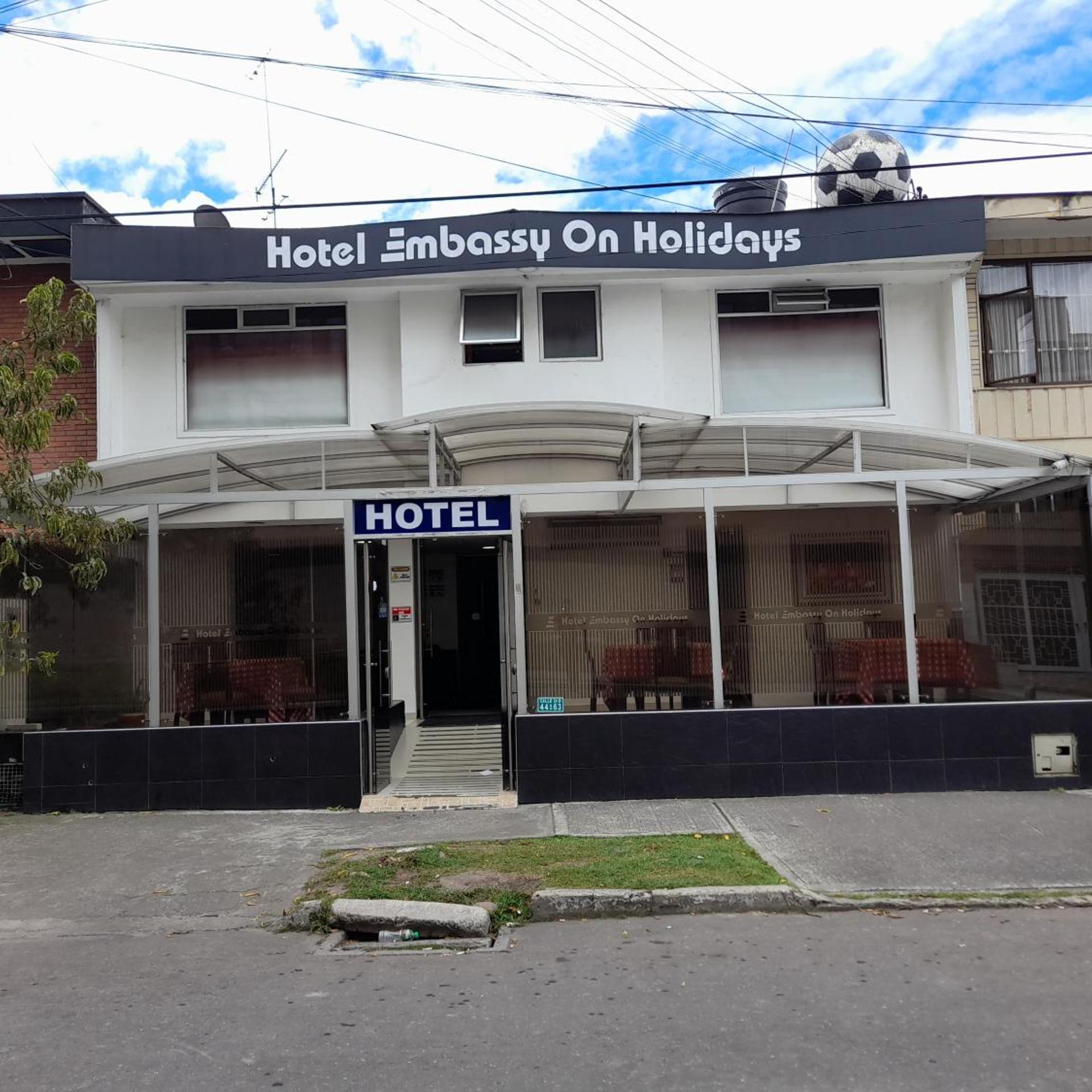 Hotel Embassy On Holidays 1/10