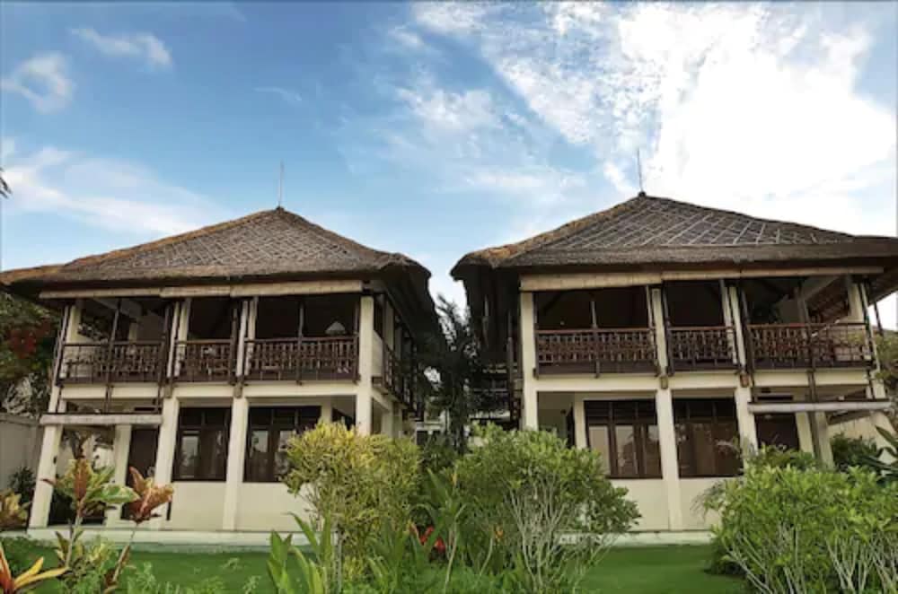 Blue Point Resort and Spa 2/73