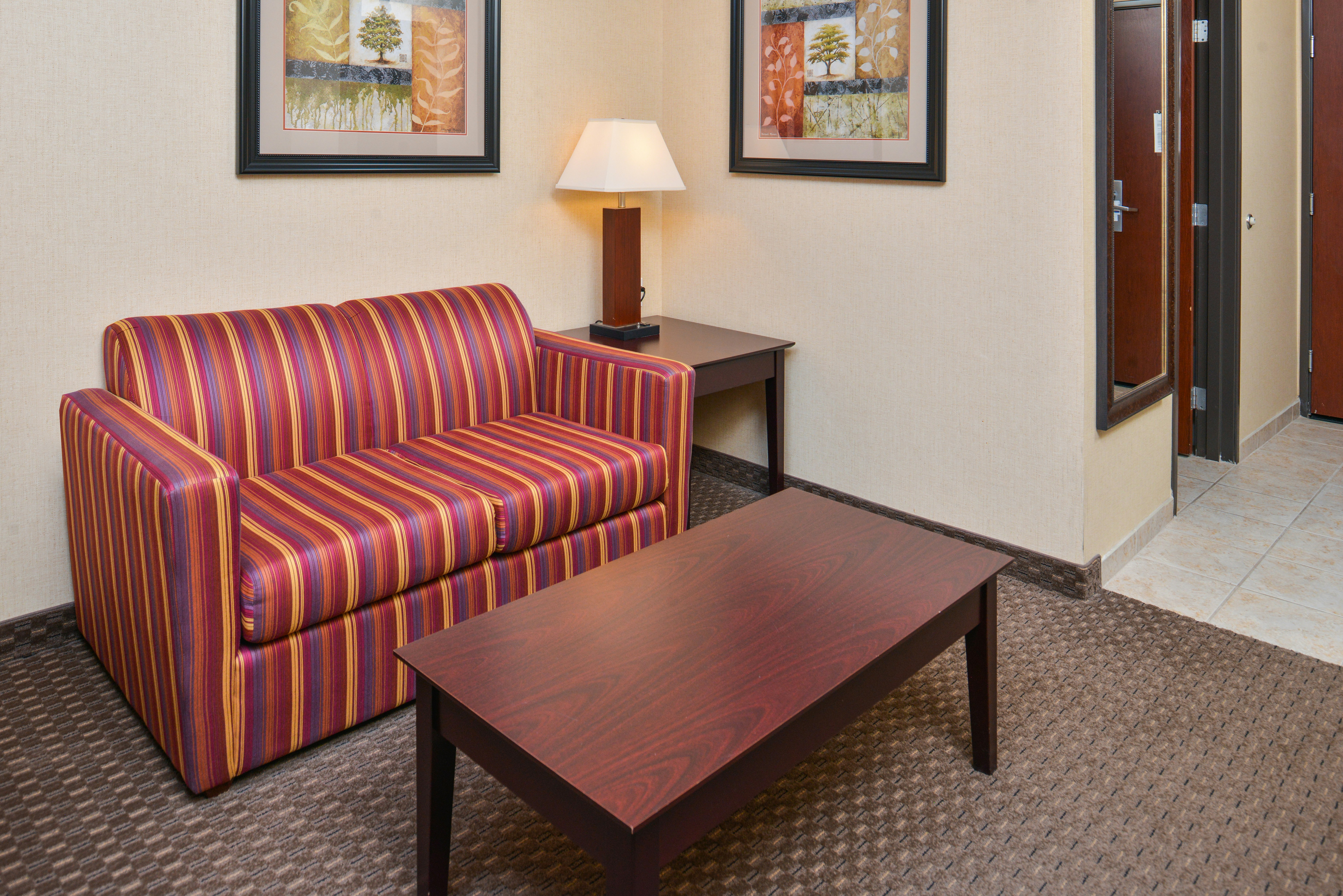 Holiday Inn Express Hotel And Suites Portland Jantzen Beach 50/68