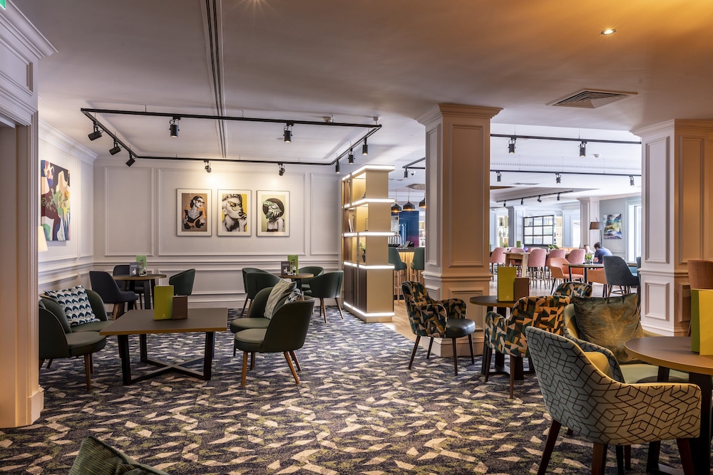 Holiday Inn Guildford 44/71