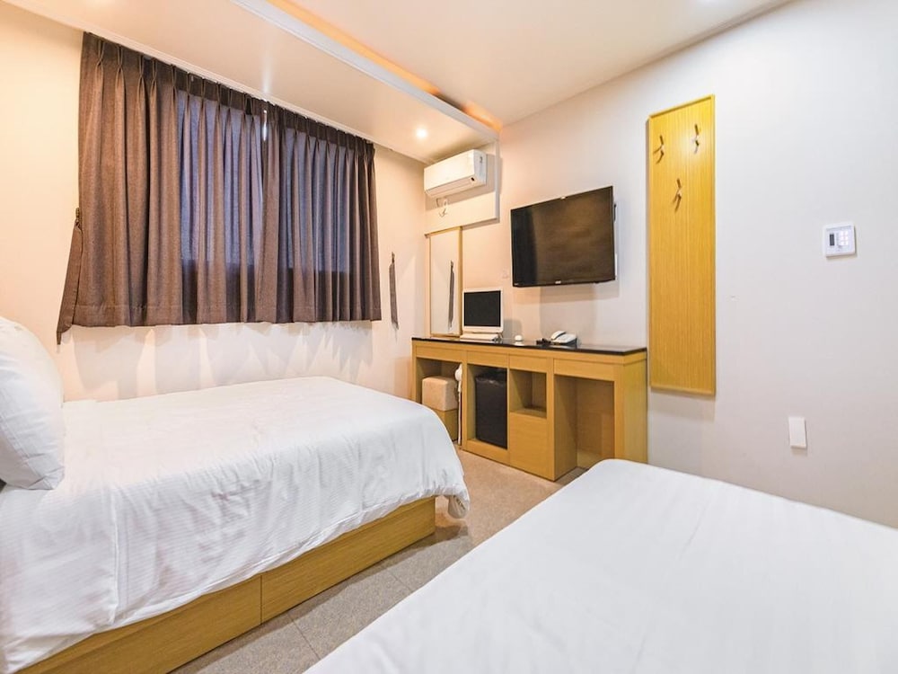 Aliba Hotel 5/39