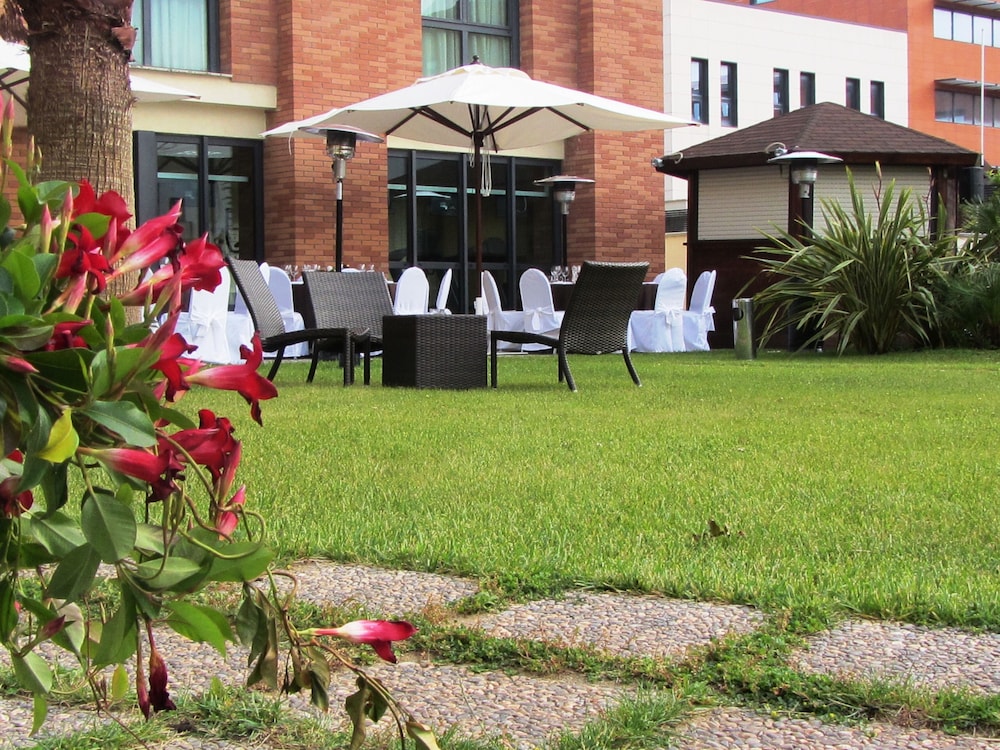 Mercure Rome Leonardo Da Vinci Airport 44/50