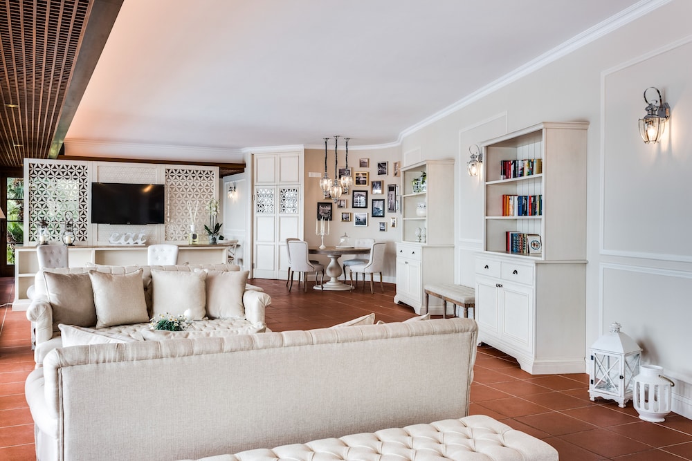 Madrigale Panoramic, Lifestyle & Soulful Hotel 44/76