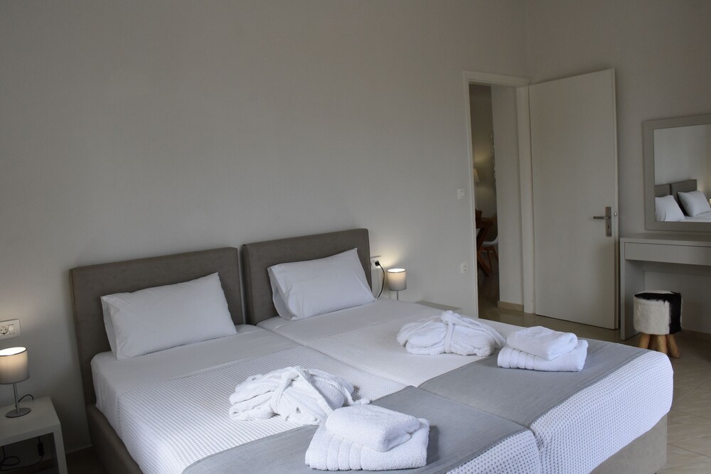 DE NAXIA SUITES 13/57