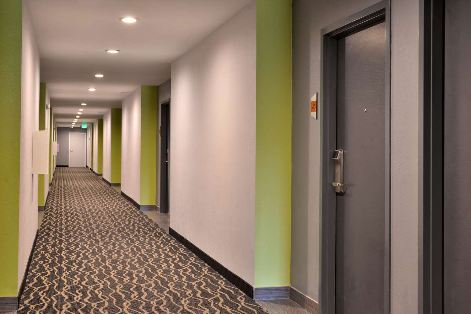 Americas Best Value Inn Memphis Airport 20/37