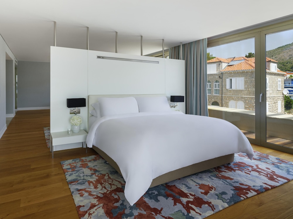 جناح تنفيذي بسرير كينج بإطلالة على البحر بشرفة، Rixos Premium Dubrovnik 3/10