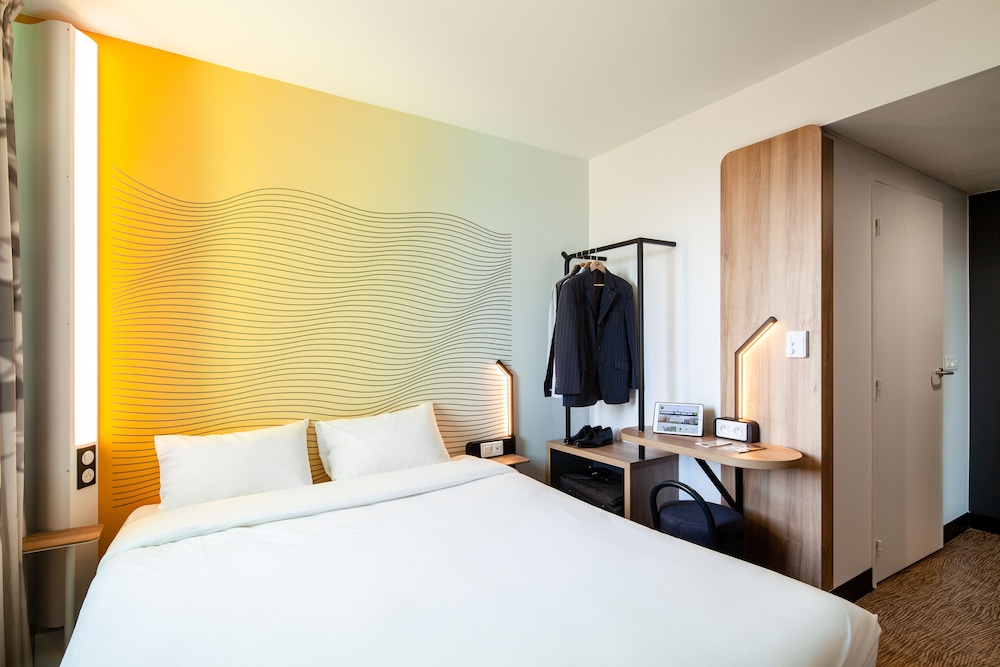 ROOM, DOUBLE BED, ACCESSIBLE