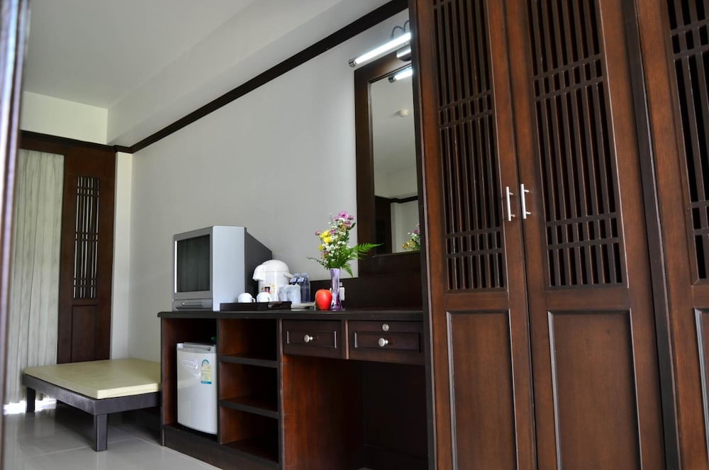 First Residence Hotel 14/48