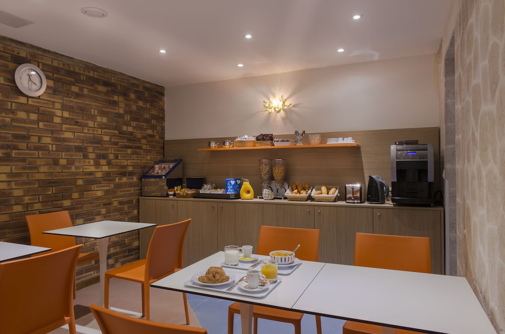 Hotel Bel Oranger Gare de Lyon 24/26