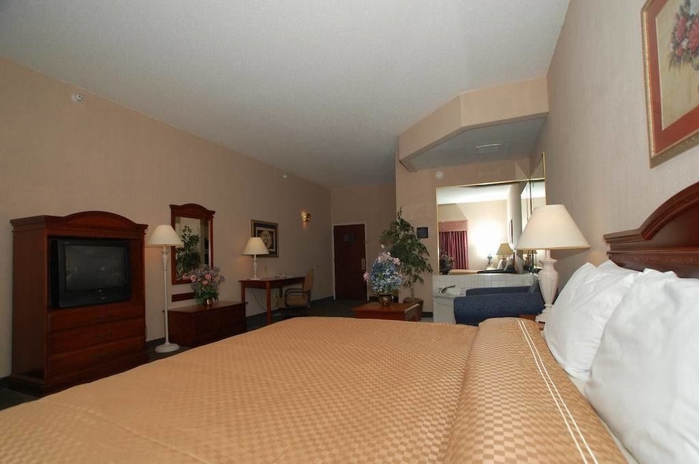 Quality Suites Graham - Burlington South 17/41