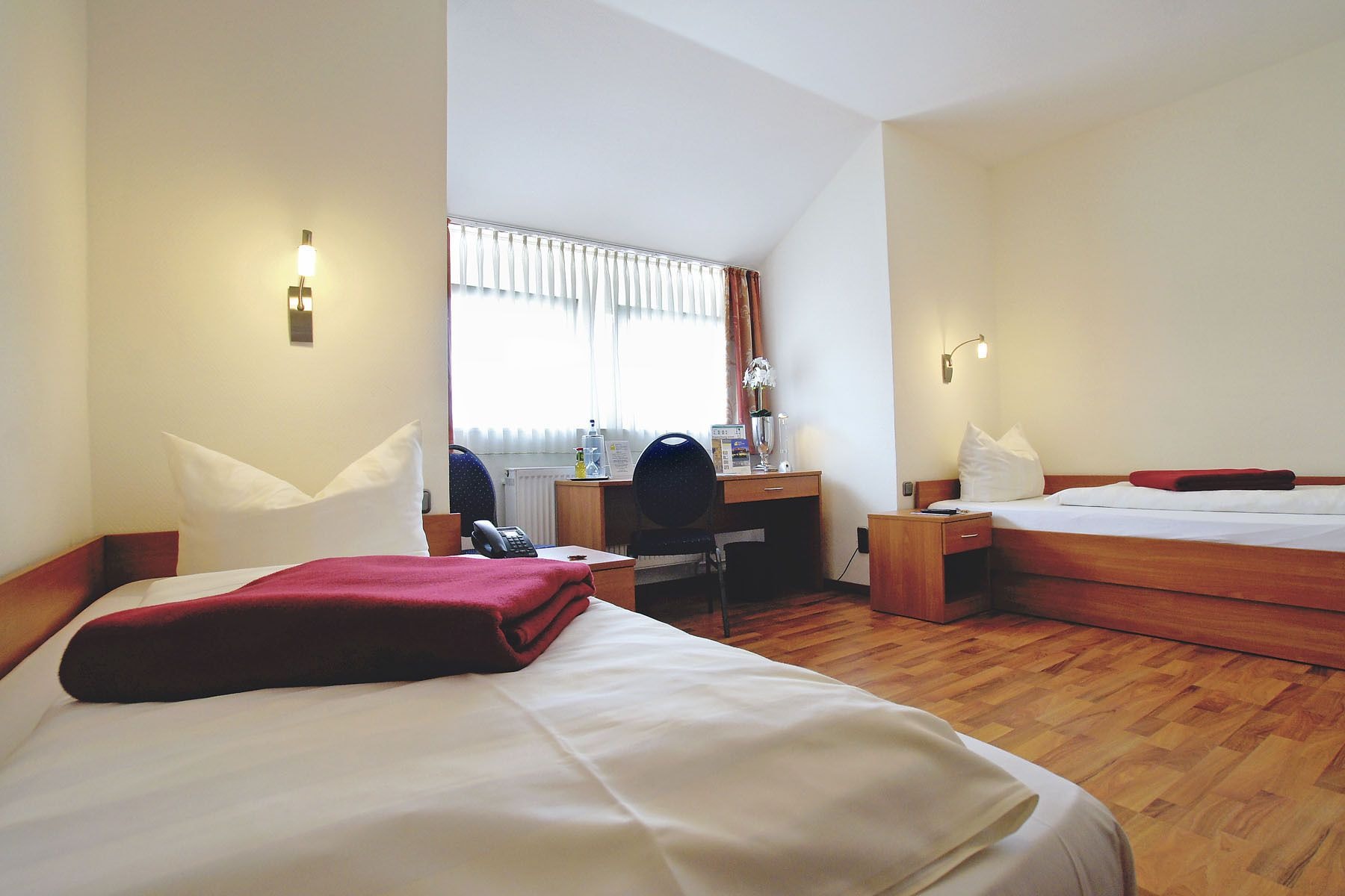 Room, Double Bed