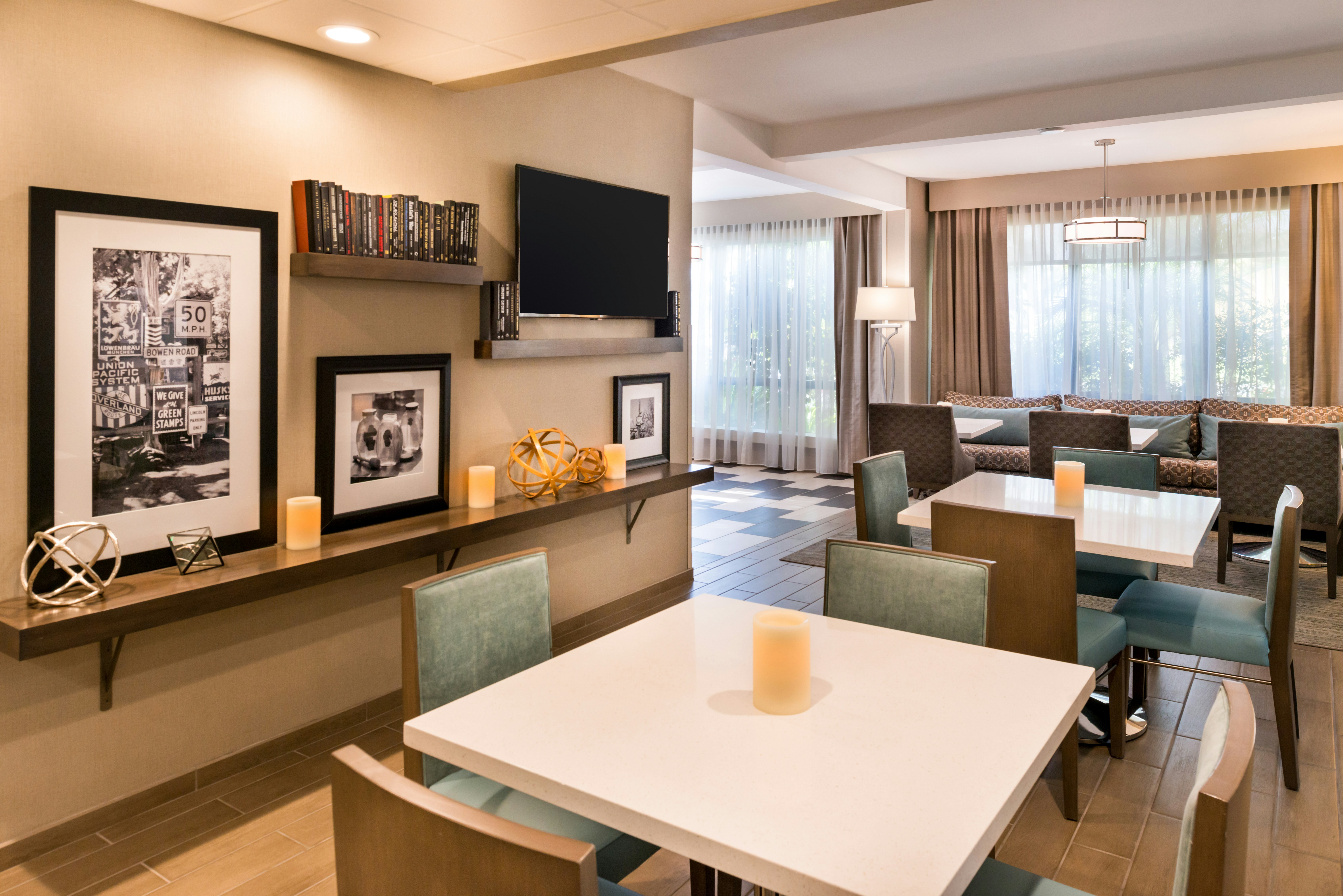 Hampton Inn Los Angeles West Covina 41/52