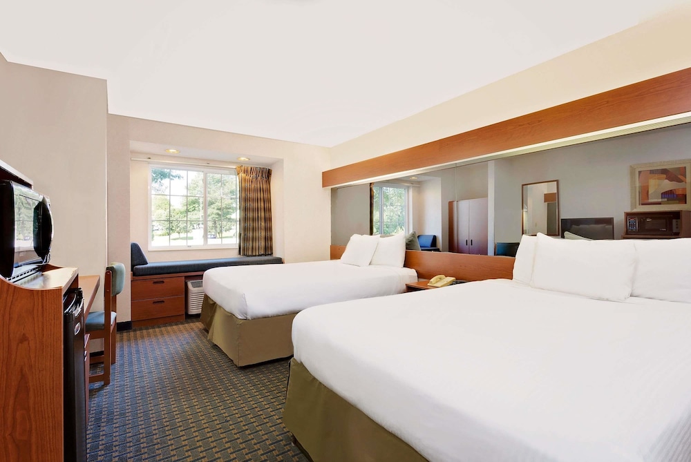 Red Roof Inn Winston-Salem 12/24