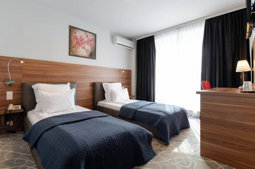 President Hotel 21/63