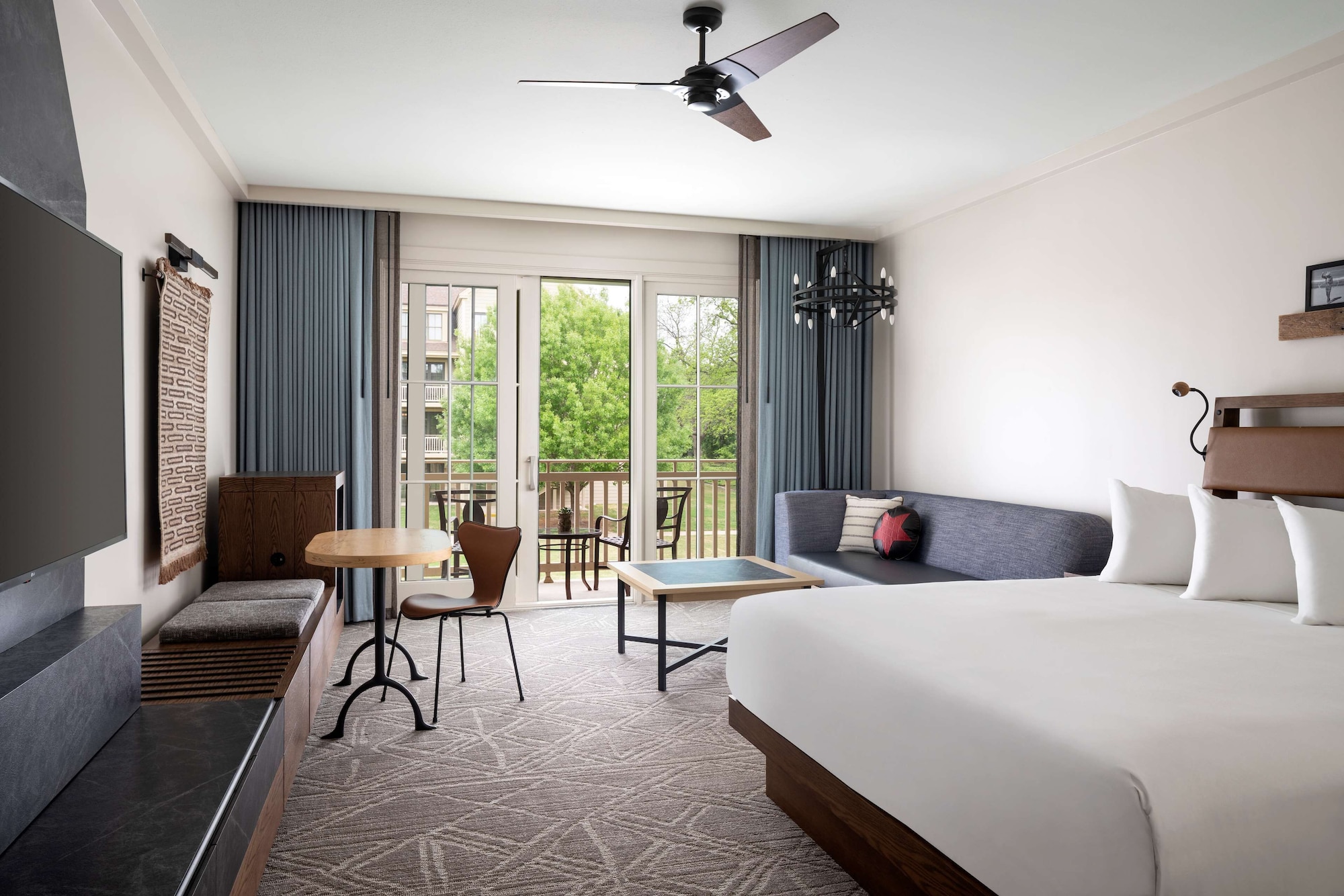 Room, King Bed, Accessible
