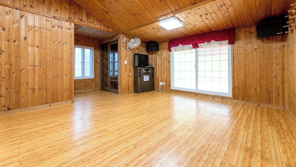 Cheongpyeong Yeoul Pension 20/50