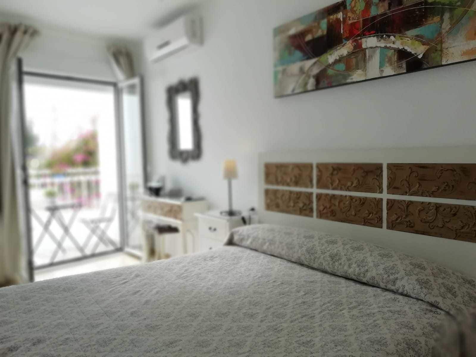 ROOM, DOUBLE BED, SEA VIEW