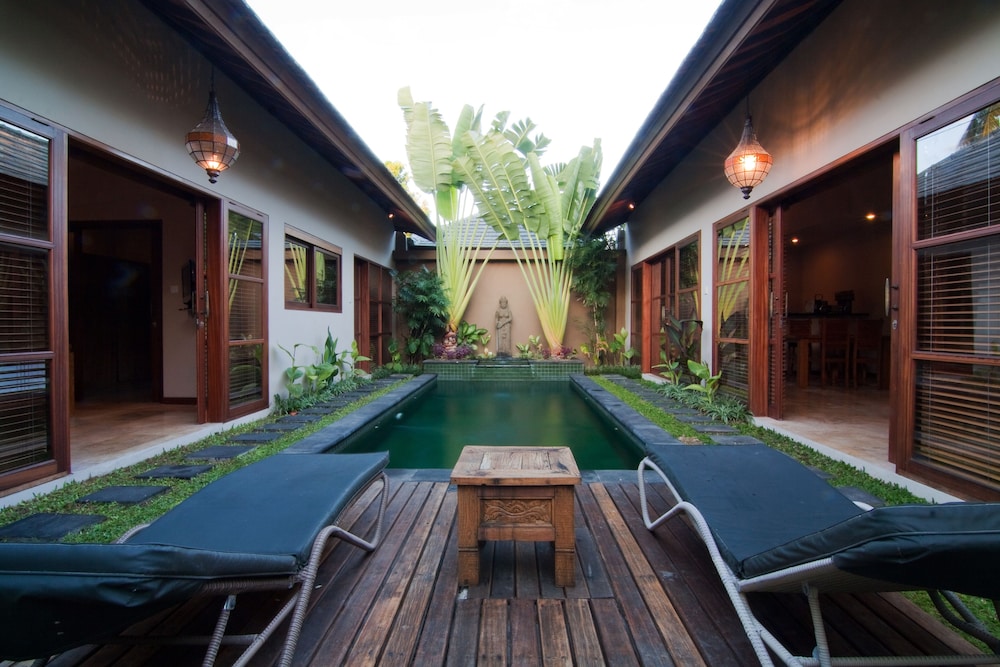 Ajanta Villas 63/71