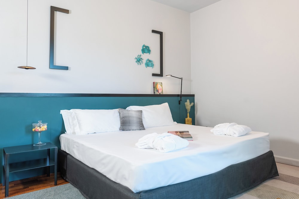 Regina, Superior, Villa, Double Bed