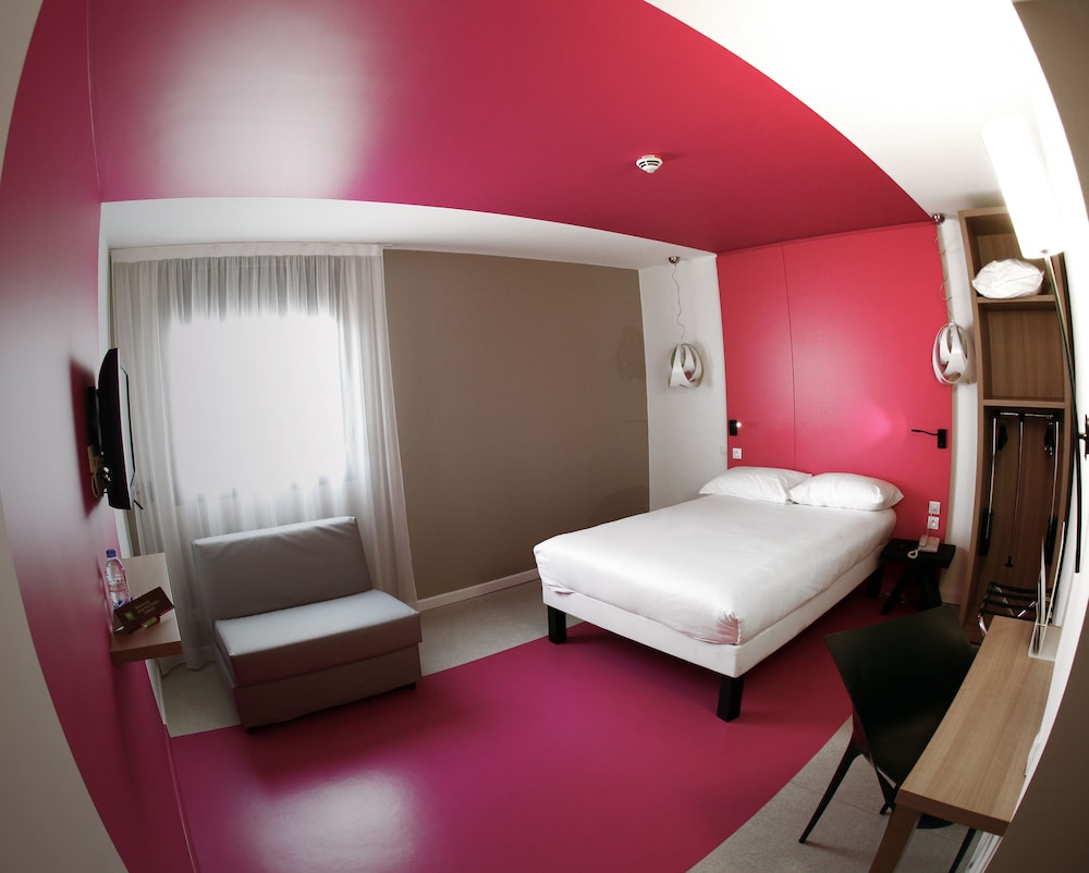 IBIS STYLES NIMES GARE CENTRE 38/57