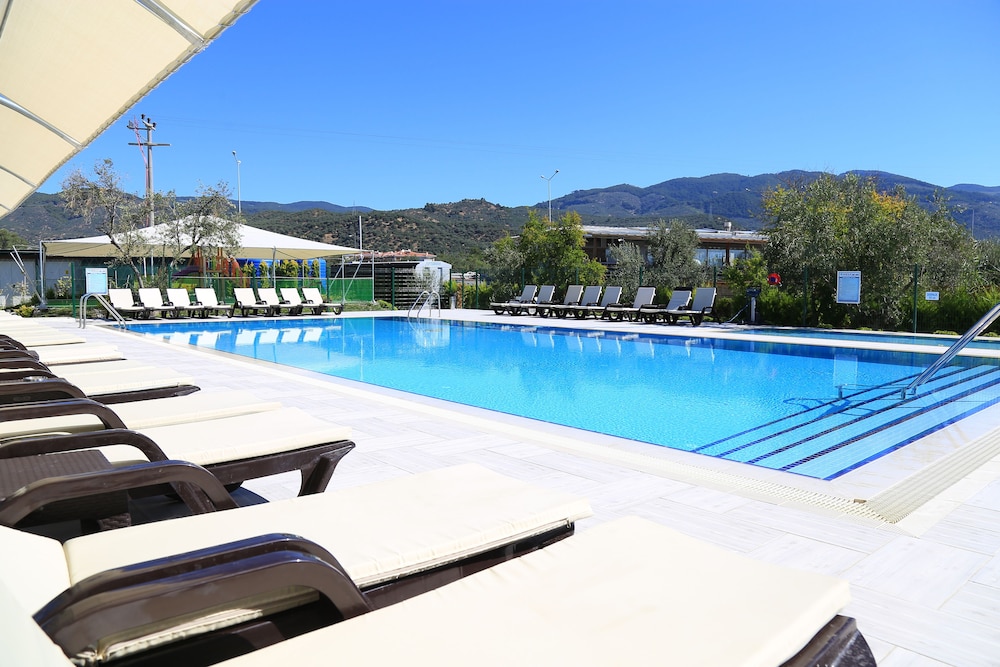 Rawda Hotel Altinoluk 3/61