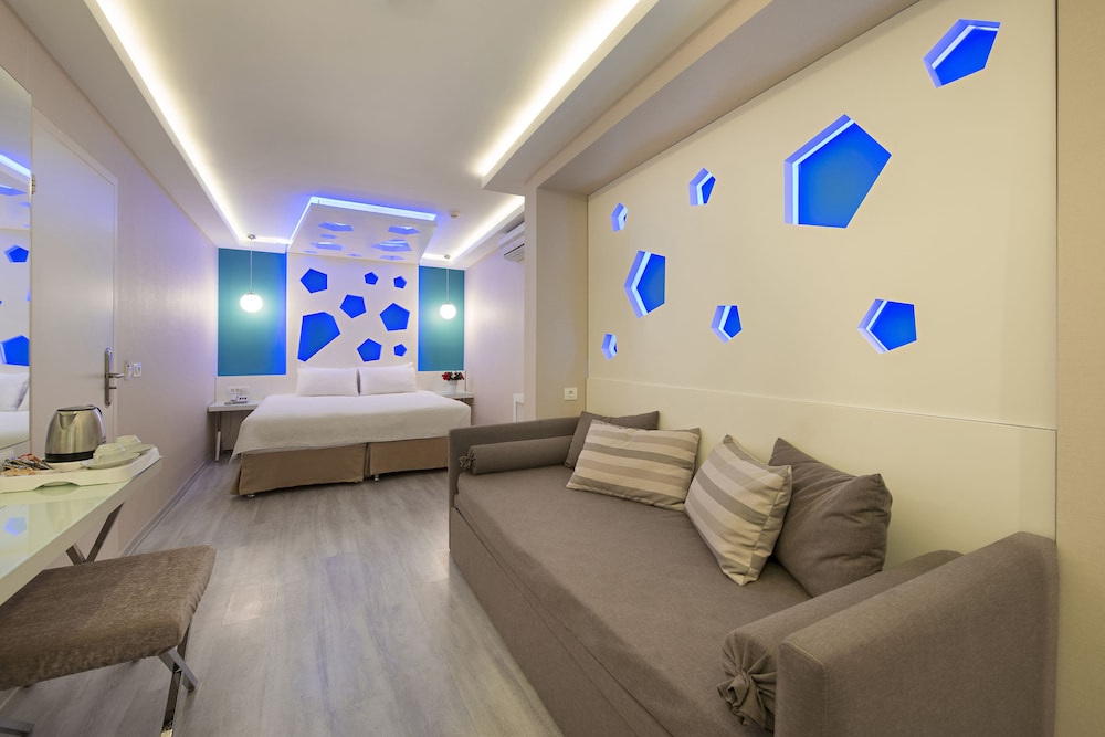 Evsen Hotel Adults Only 48/68