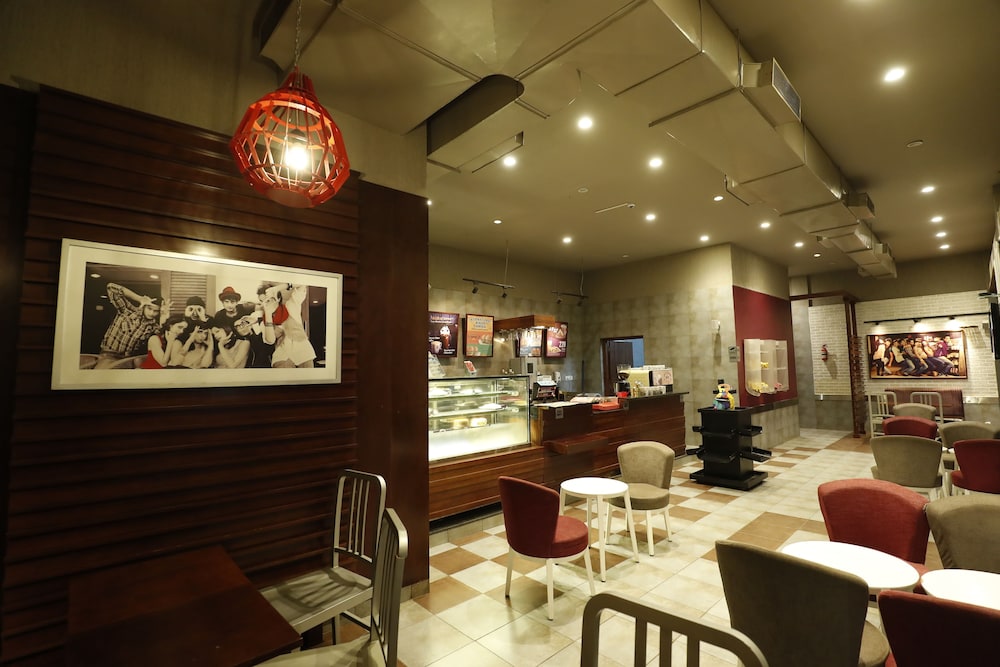 Park Inn & Suites by Radisson Bengaluru Yelahanka 47/50