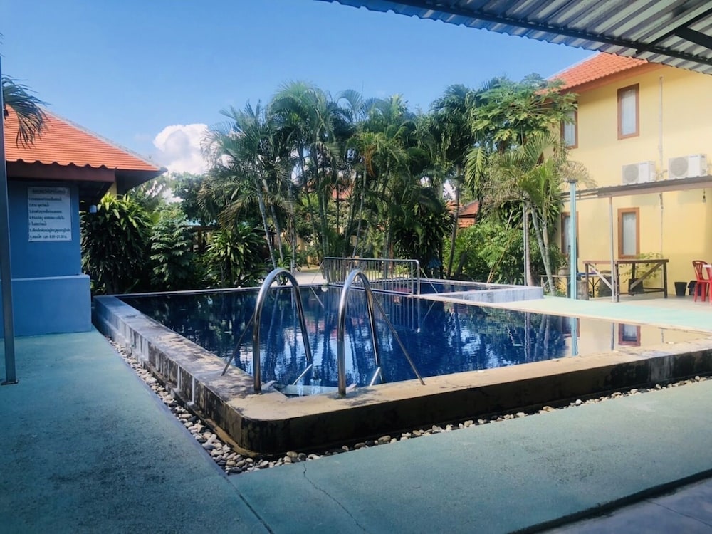 Sd Beach Resort 18/50