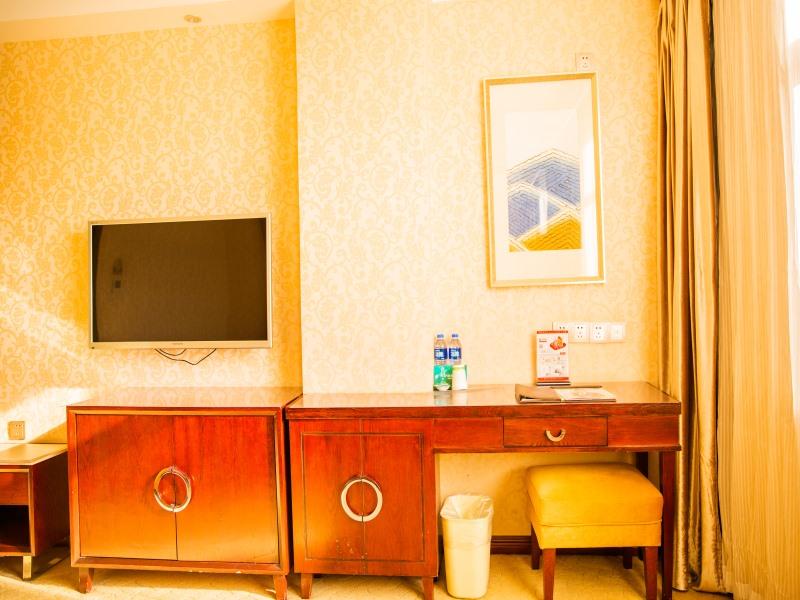 GreenTree Inn LanZhou YanBei Road United University Express Hotel 8/32