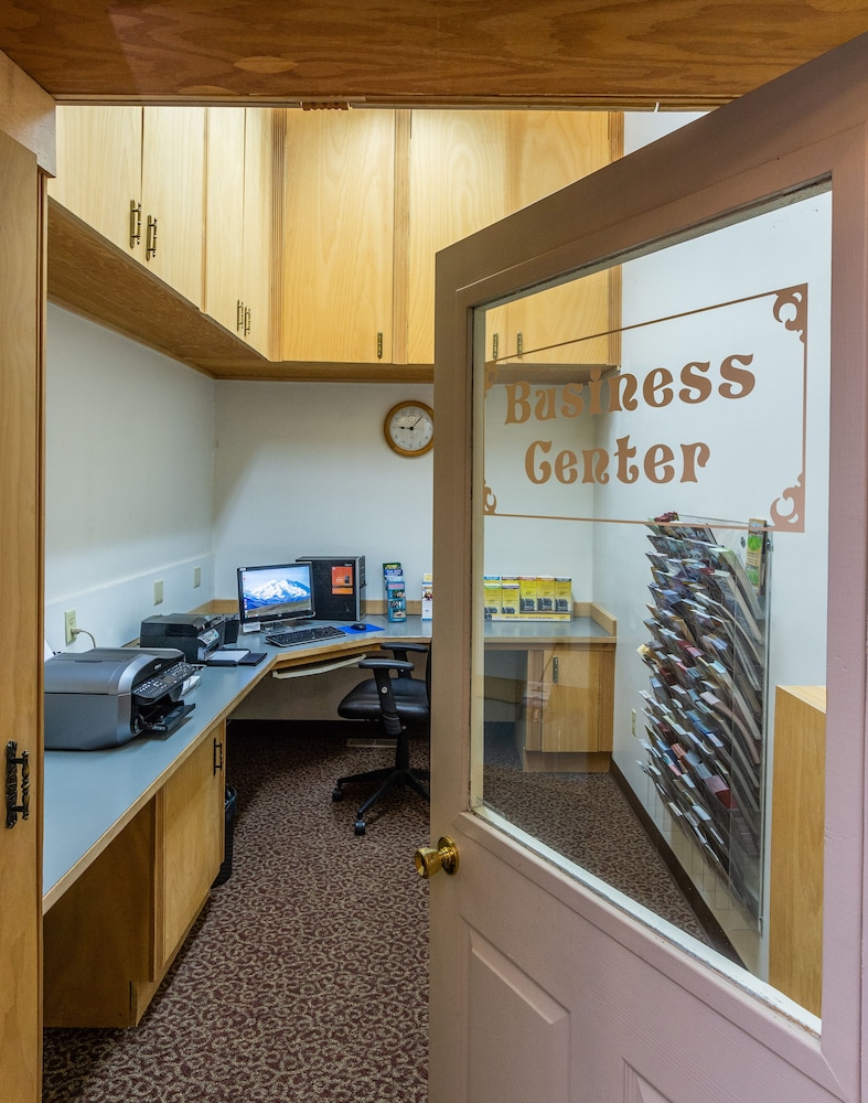 Rivers Edge Resort 43/49