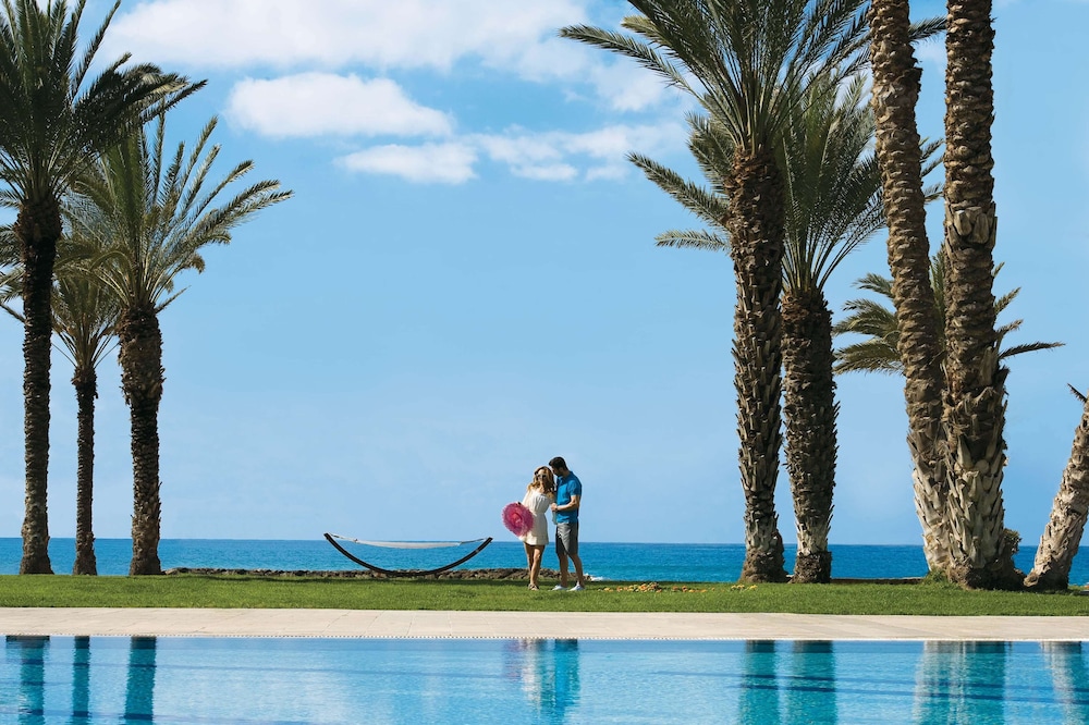 Constantinou Bros Pioneer Beach Hotel - Adults Only 27/36