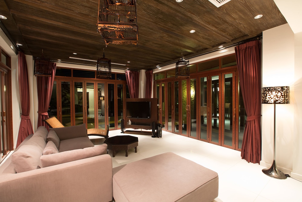 Amatapura Beach Villa 1 38/59