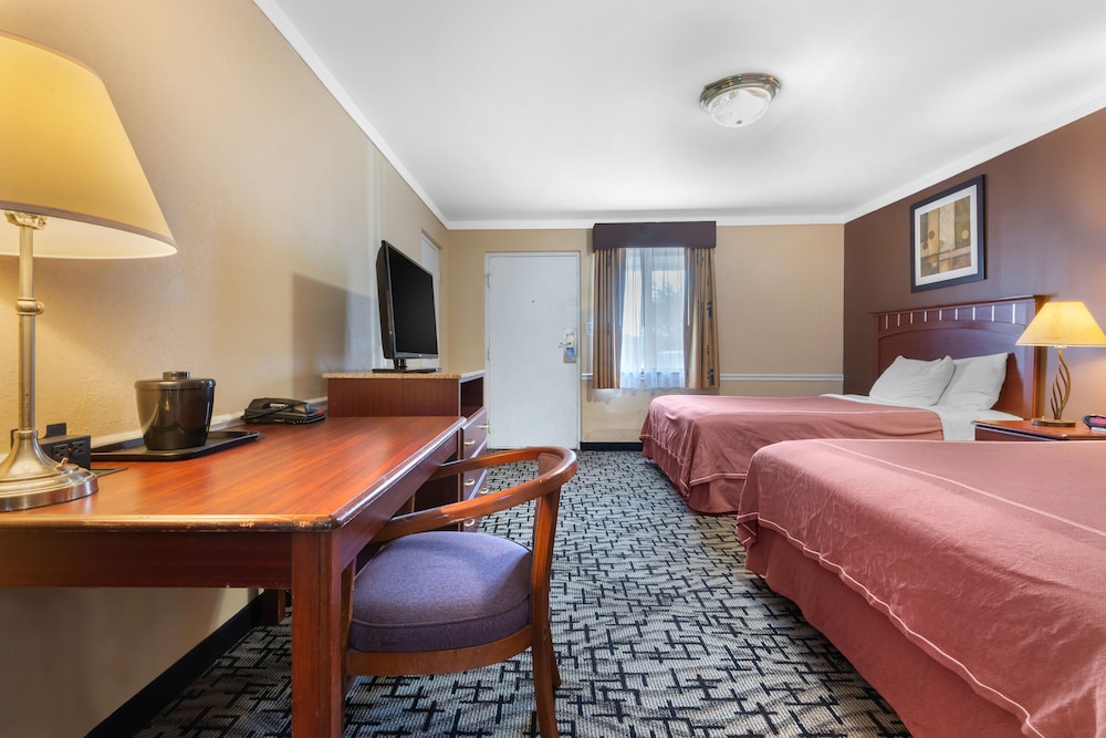Americas Best Value Inn & Suites - Clarence/Buffalo East 22/49