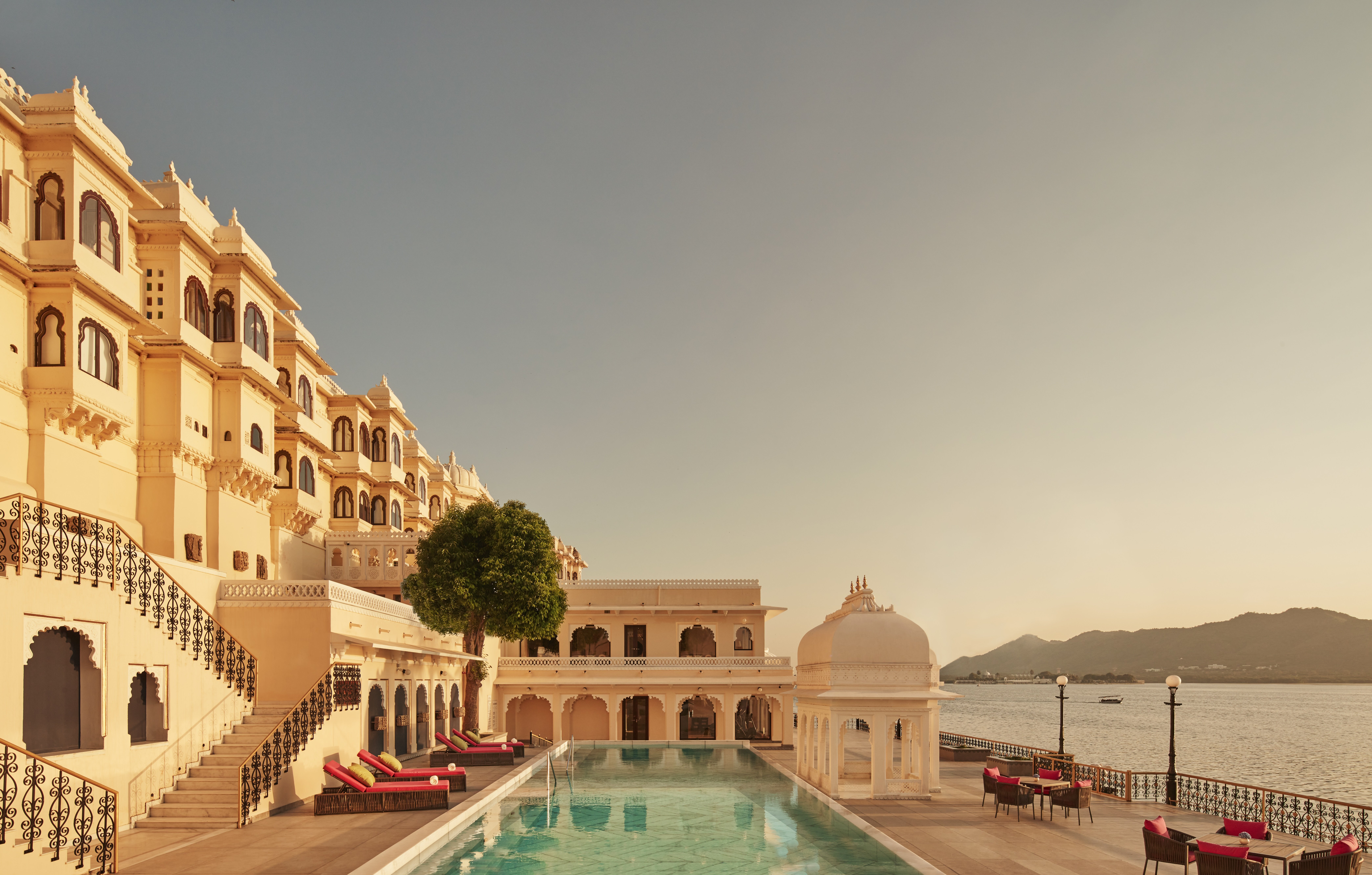 Taj Fateh Prakash Palace 50/54