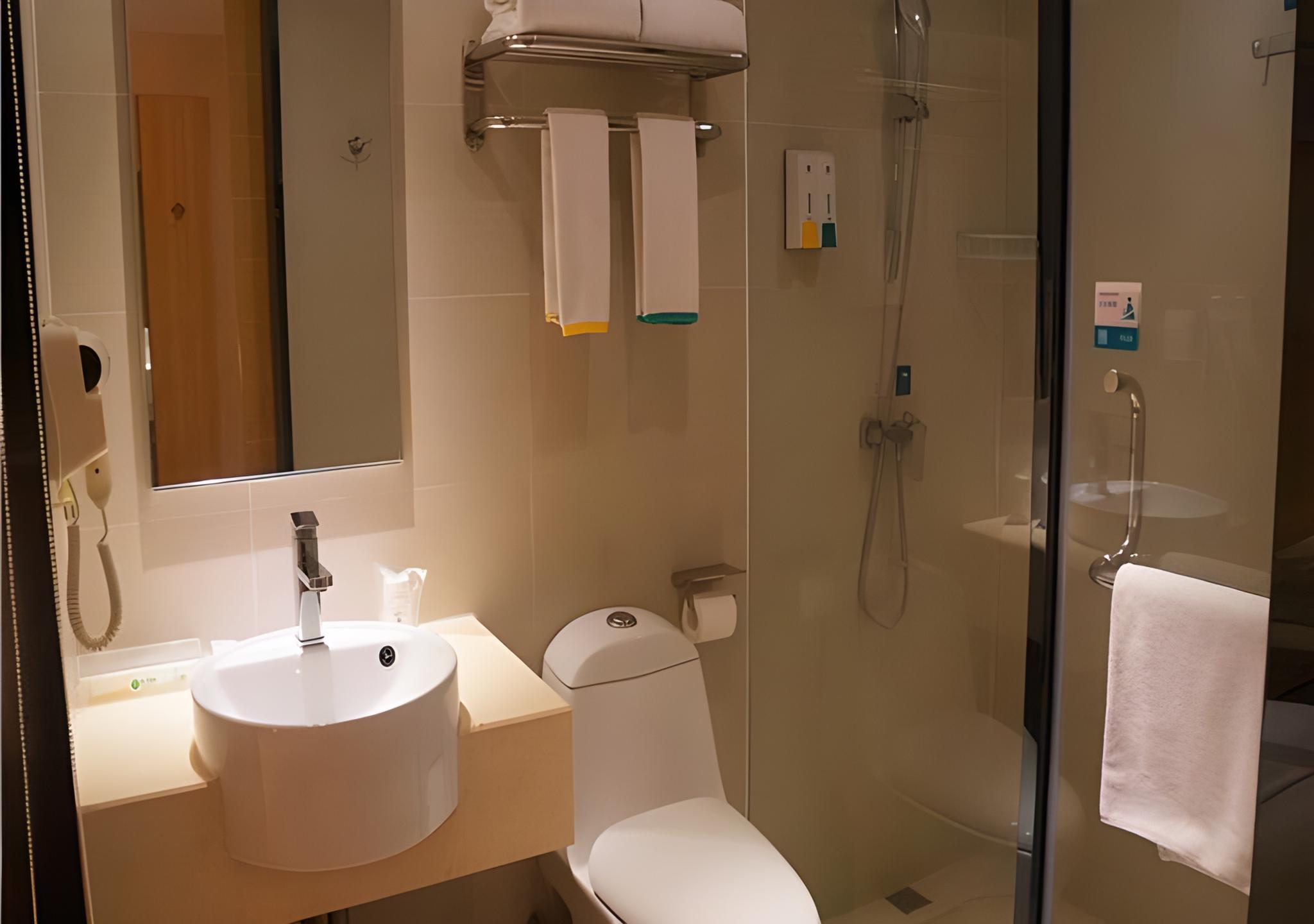 City Comfort Inn (Zhuhai Doumen Ninghai) 40/41