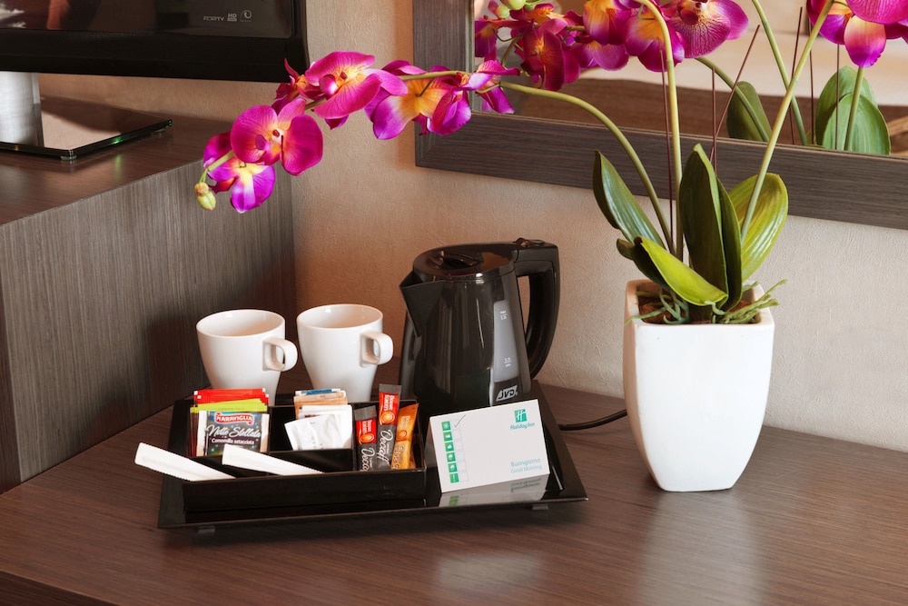 Holiday Inn Rome Eur Parco Dei Medici 57/77