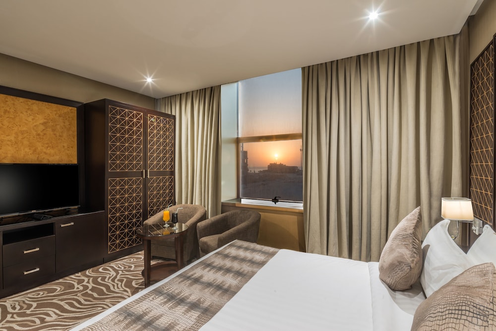 فندق نافيتي ورويك الخبر(Naviti Warwick Al Khobar Hotel) 14/39