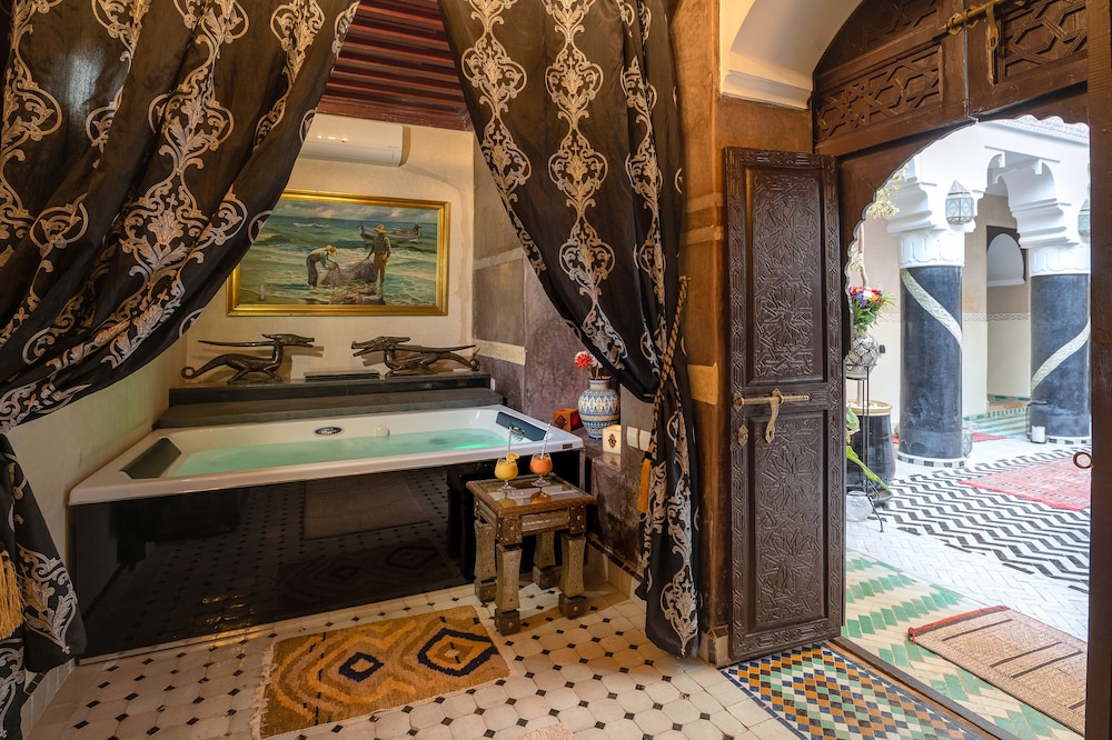 Riad Ben Tachfine 36/50