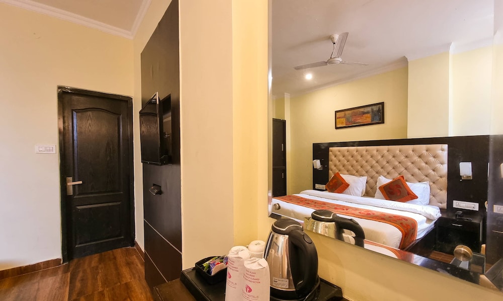 Hotel Triund Heights 25/50