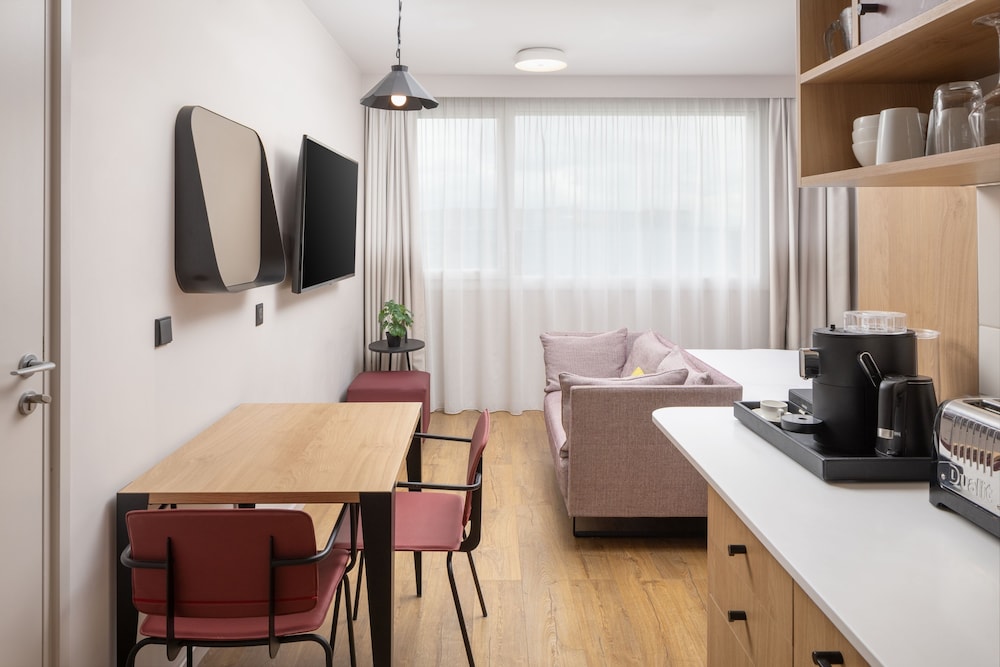 Hyatt House Paris Charles de Gaulle Airport 25/33