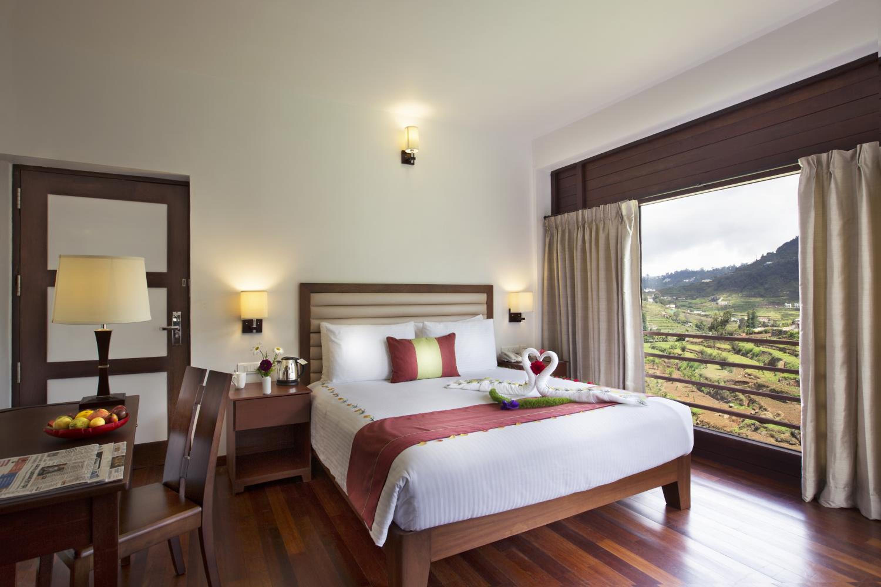 Rock, Cabin, King Bed, Valley View