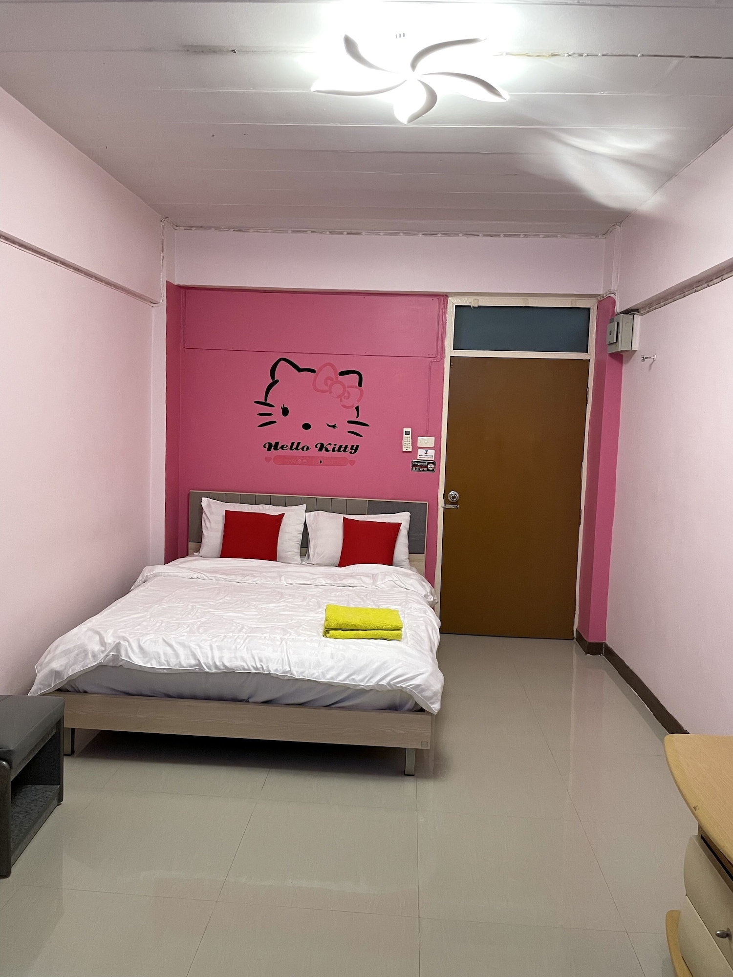 STANDARD, DOUBLE BED