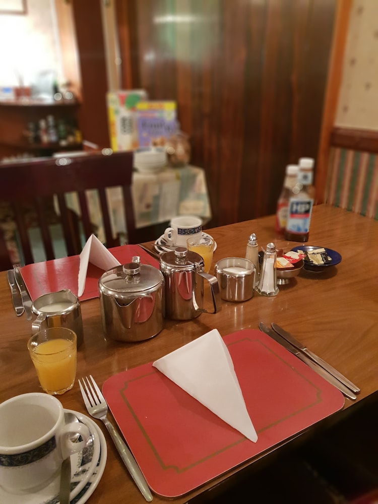 Old Priory Guest House 19/23